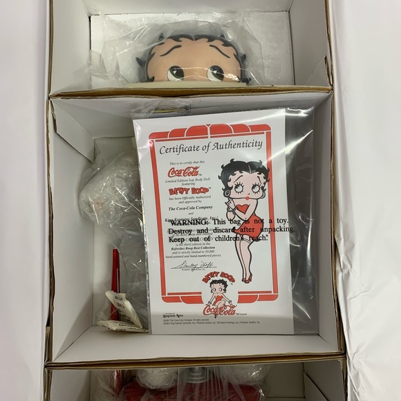 Rare Limited 2001 Betty Boop Coca Cola Porcelian 16" Doll "Coca Cola Co-Ed.  IOB - Picture 5 of 10